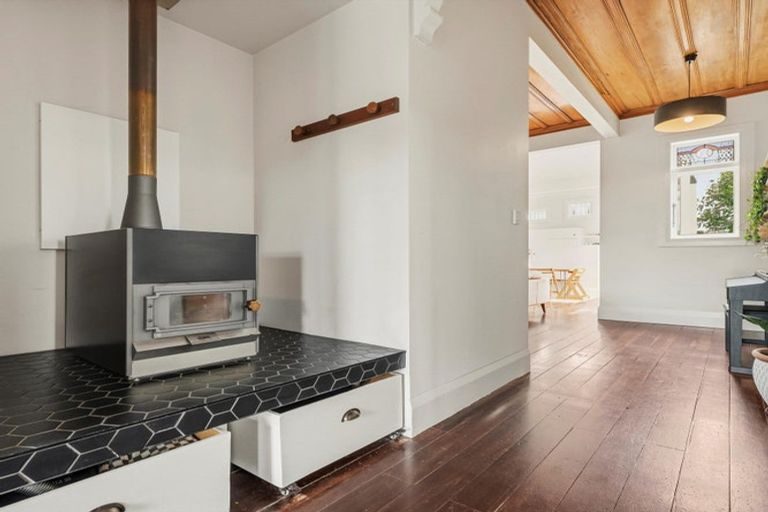 Photo of property in 38 Stephens Place, Hairini, Tauranga, 3112