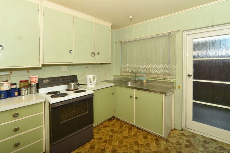 Photo of property in 2/5 Second Avenue, Avenues, Whangarei, 0110