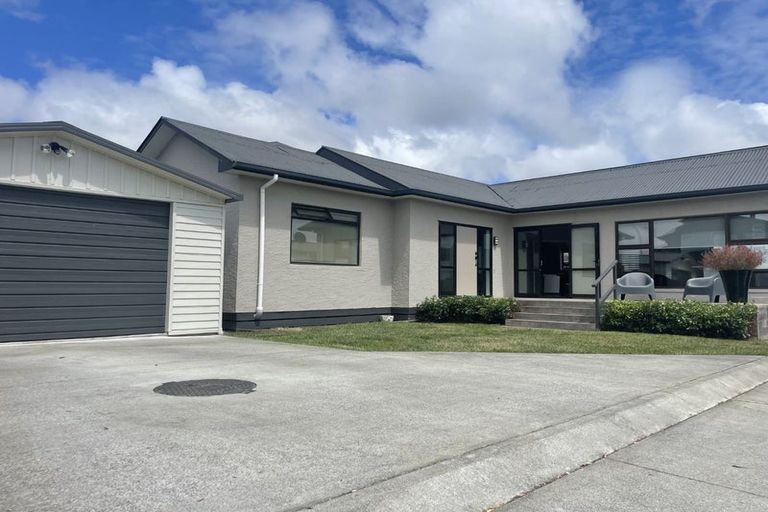 Photo of property in 53b Napier Road, Havelock North, 4130