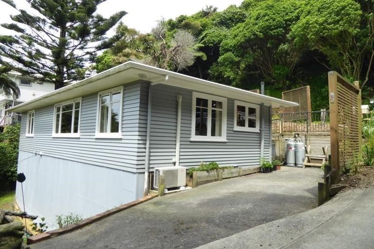 Photo of property in 5 Broomhill Road, Highbury, Wellington, 6012