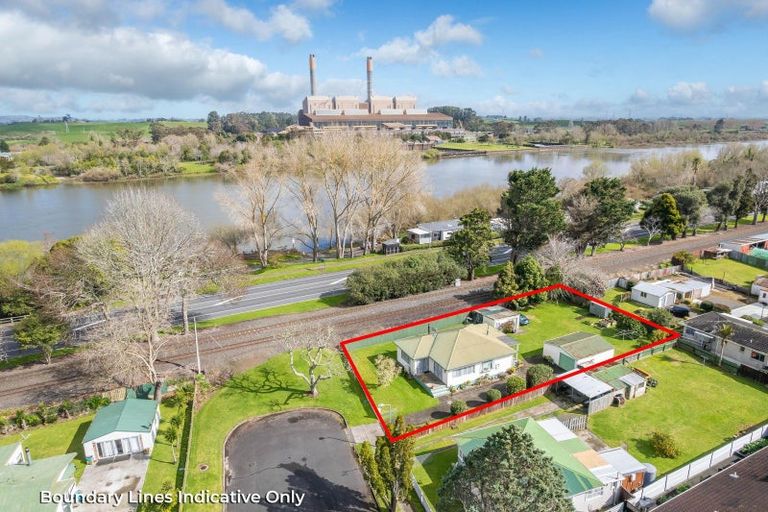 Photo of property in 1 Kimihia Road, Huntly, 3700