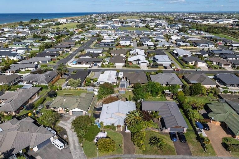 Photo of property in 61 Blake Boulevard, Papamoa Beach, Papamoa, 3118