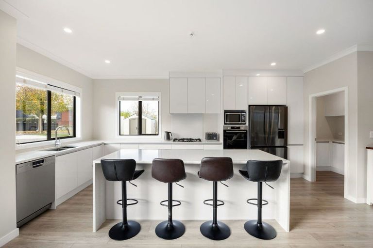 Photo of property in 10 Kapua Crescent, Rototuna North, Hamilton, 3210