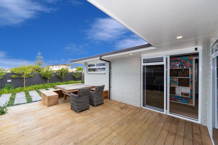 Photo of property in 1 Alfred Street, Westshore, Napier, 4110