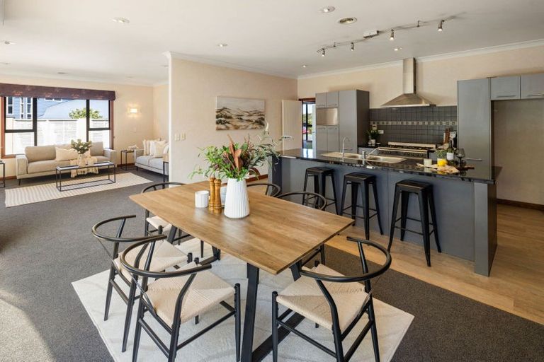 Photo of property in 6 Merlin Close, Huntington, Hamilton, 3210