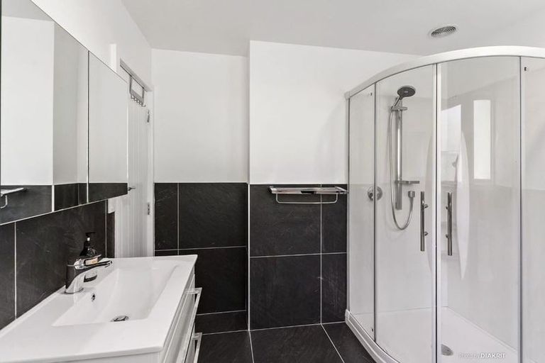 Photo of property in 49 Sunrise Boulevard, Tawa, Wellington, 5028