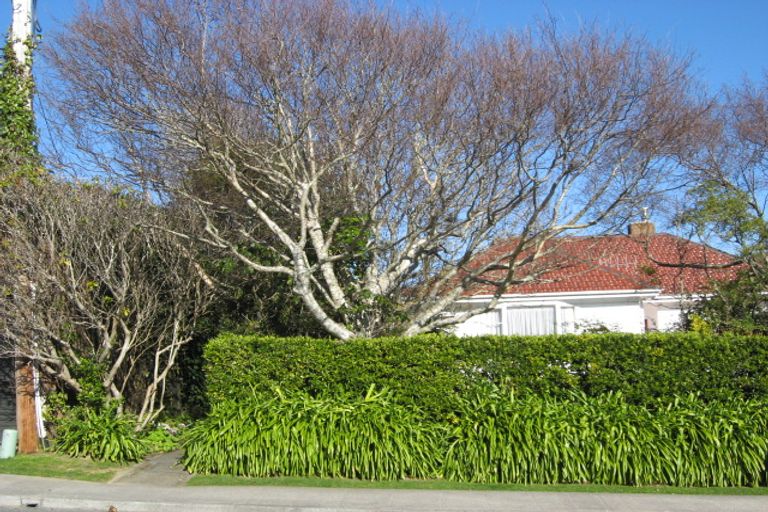 Photo of property in 41 Friend Street, Karori, Wellington, 6012