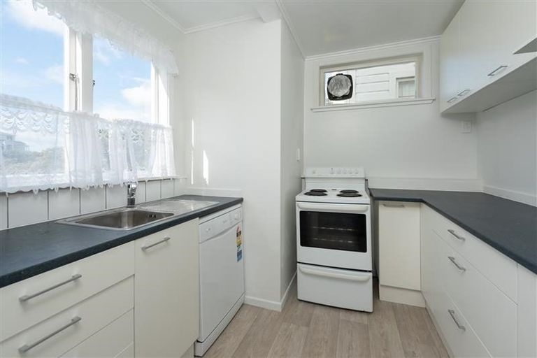 Photo of property in 7 Hadfield Terrace, Kelburn, Wellington, 6012