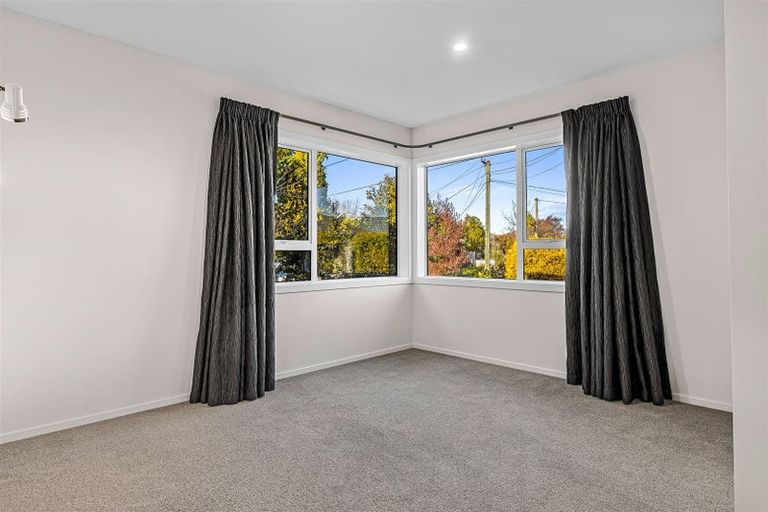 Photo of property in 23 Bideford Place, Dallington, Christchurch, 8061