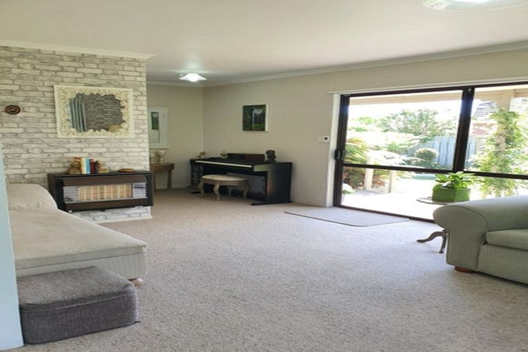 Photo of property in 13a Savage Crescent, West End, Palmerston North, 4412
