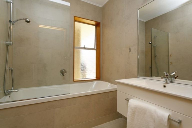 Photo of property in 66 Kurupae Road, Hilltop, Taupo, 3330