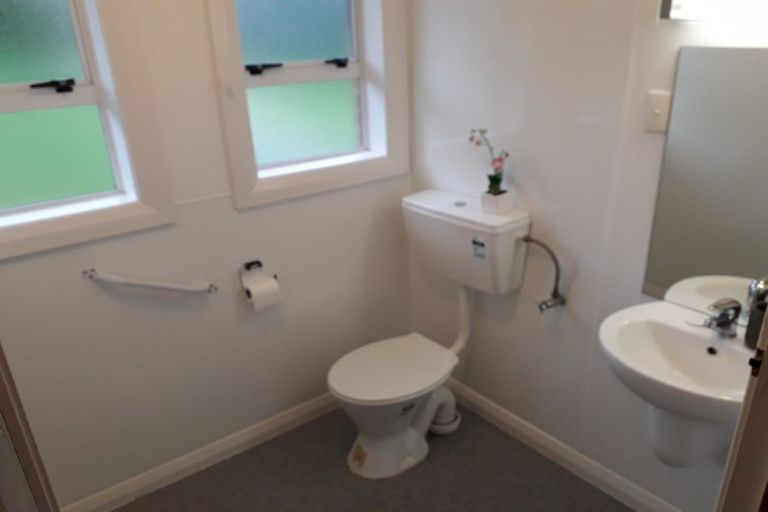 Photo of property in 23 Elwyn Crescent, Green Island, Dunedin, 9018