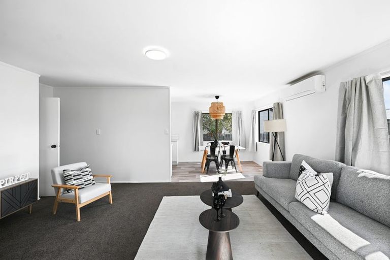 Photo of property in 12 Lloyd Drive, Nawton, Hamilton, 3200