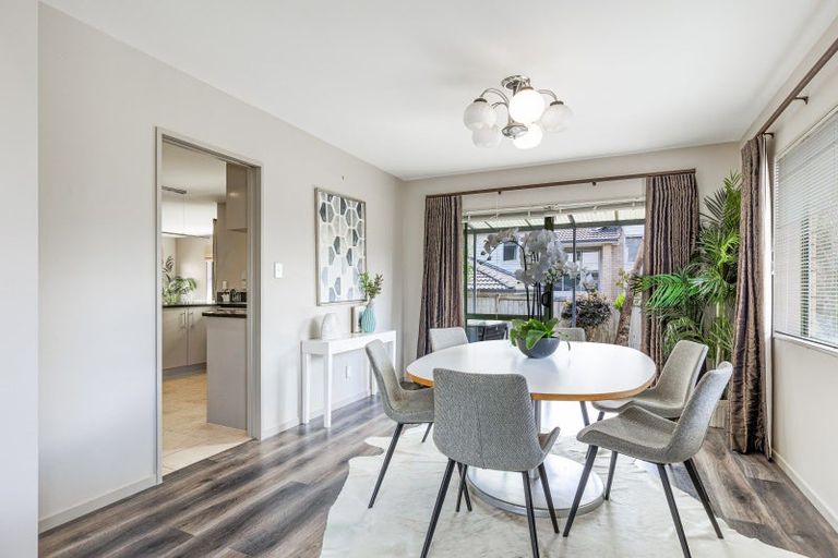 Photo of property in 12 Kunzea Place, Greenhithe, Auckland, 0632