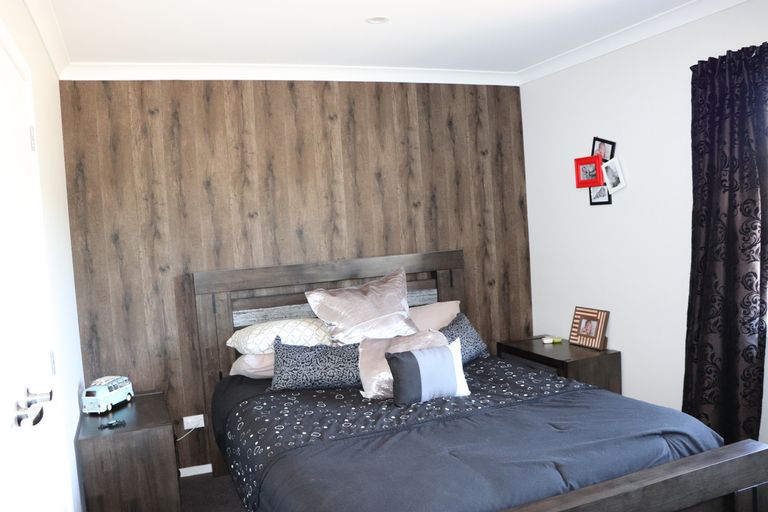 Photo of property in 8 Clutha Street, Alexandra, 9320