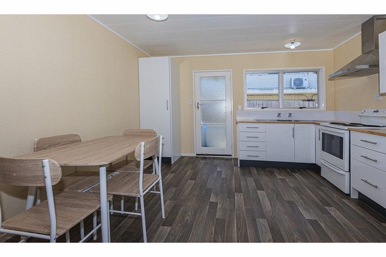 Photo of property in 5/24 Nixon Street, Kensington, Whangarei, 0112