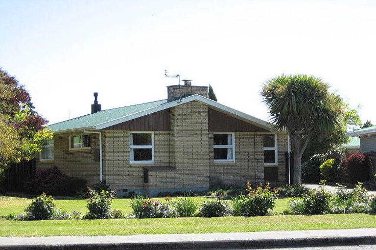 Photo of property in 65 Durham Street, Rangiora, 7400