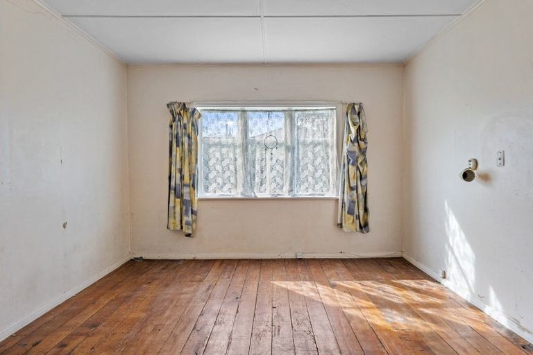 Photo of property in 161 Cambridge Street, Levin, 5510