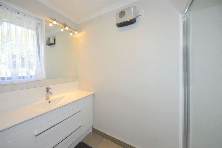 Photo of property in 1/2b Wherstead Road, Cashmere, Christchurch, 8022