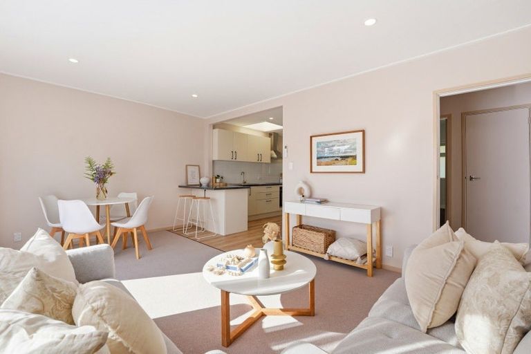 Photo of property in 73b Great North Road, Saint Johns Hill, Whanganui, 4501