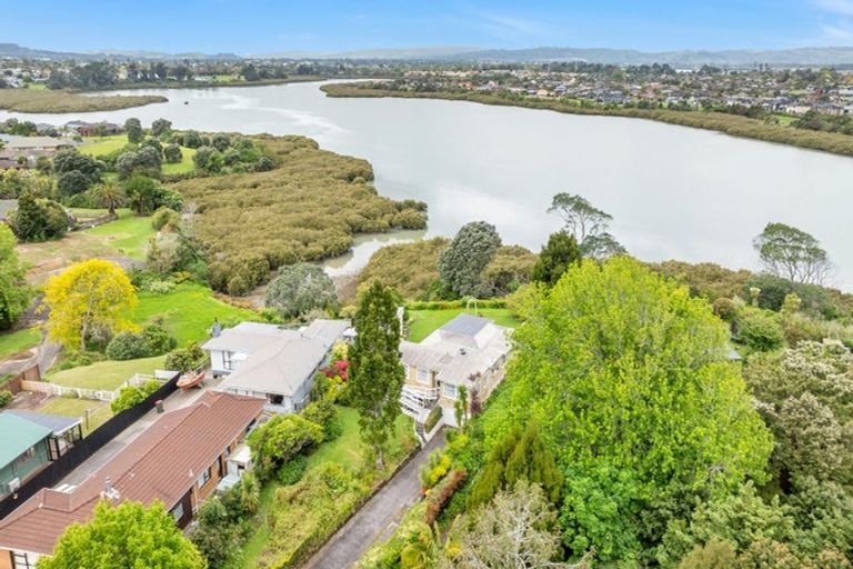 Photo of property in 14 Lucas Place, Weymouth, Auckland, 2103