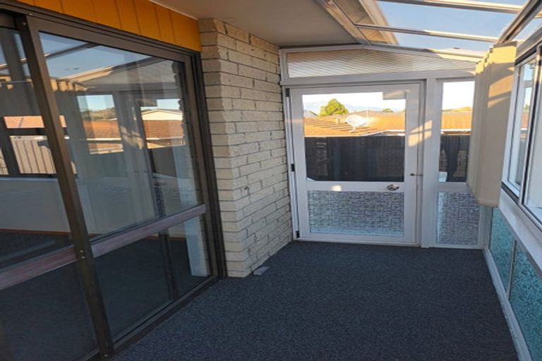 Photo of property in 19 Tukapa Street, Westown, New Plymouth, 4310