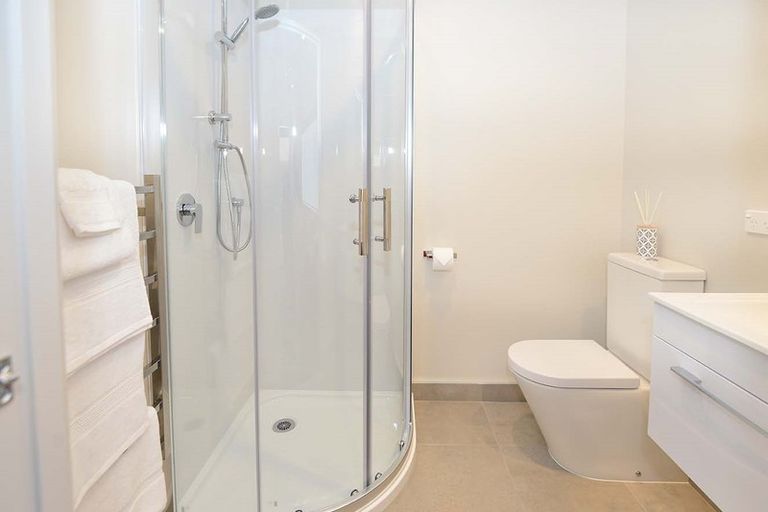 Photo of property in 7a Monyash Road, Manly, Whangaparaoa, 0930