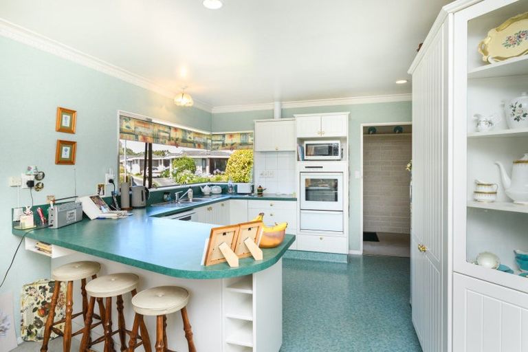 Photo of property in 20 Caulfield Place, Awapuni, Palmerston North, 4412