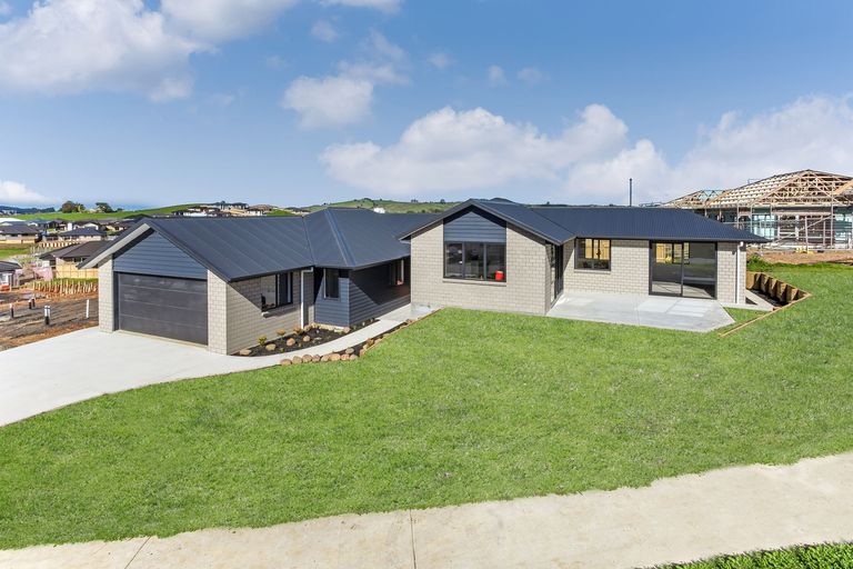 Photo of property in 4 Muirhill Place, Pokeno, 2402