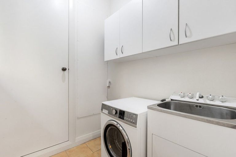 Photo of property in 450 Evans Bay Parade, Hataitai, Wellington, 6021