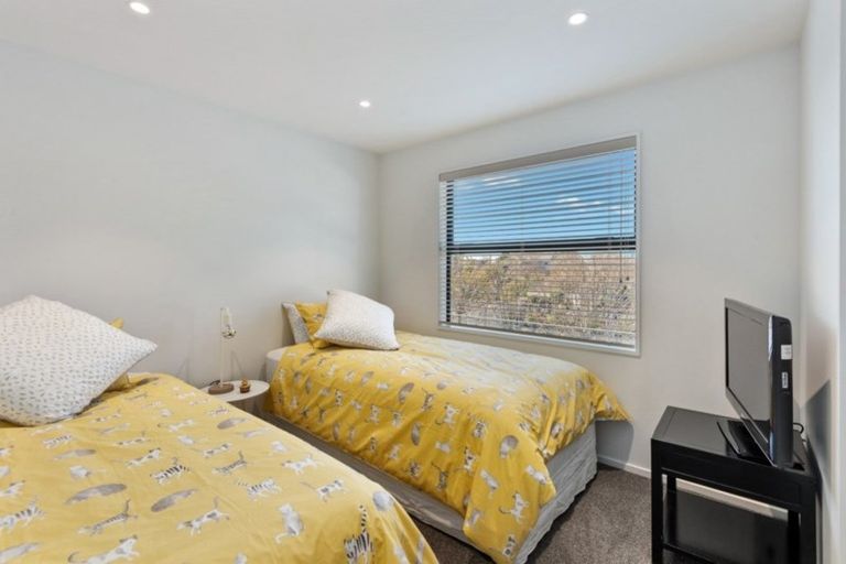 Photo of property in 20 Wai-iti Terrace, Burnside, Christchurch, 8053