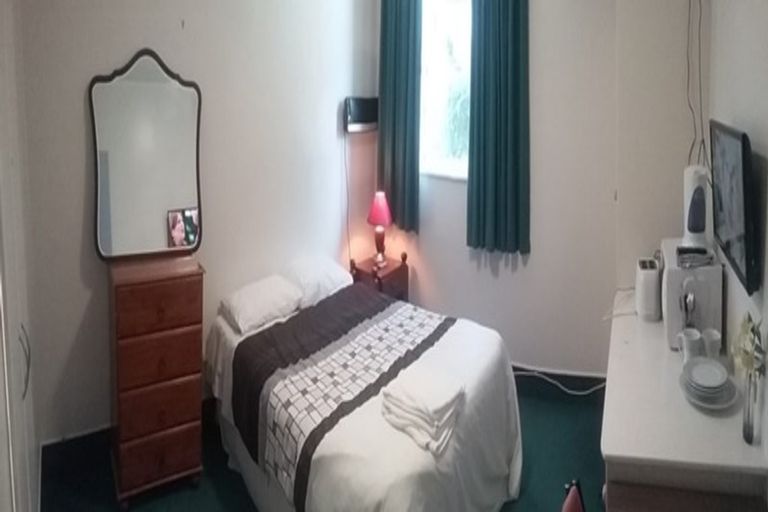 Photo of property in Carillion/the Knoll, 33 Thompson Street, Mount Cook, Wellington, 6011