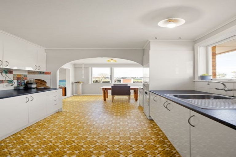 Photo of property in 1086 Hazelmere Crescent, Te Awamutu, 3800