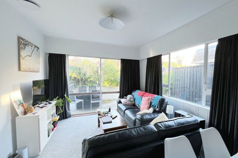 Photo of property in 4 Burns Avenue, Takapuna, Auckland, 0622