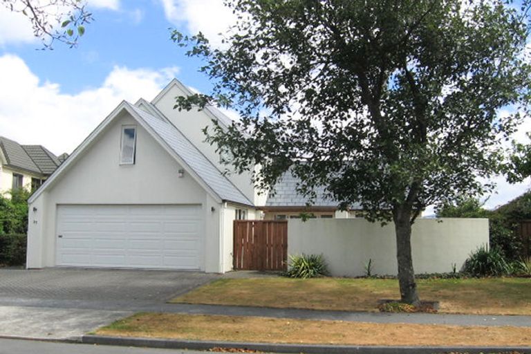 Photo of property in 27 Clearwater Terrace, Brown Owl, Upper Hutt, 5018