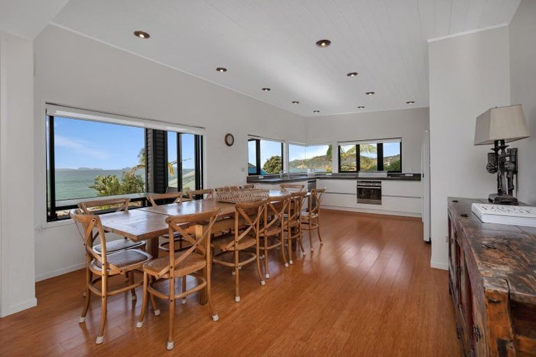 Photo of property in 1202 Cove Road, Langs Beach, Waipu, 0582