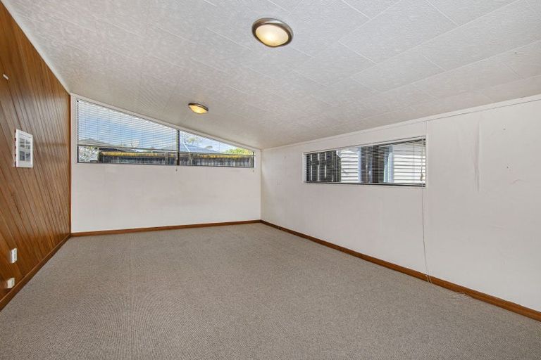 Photo of property in 19 Takahe Street, Tikipunga, Whangarei, 0112