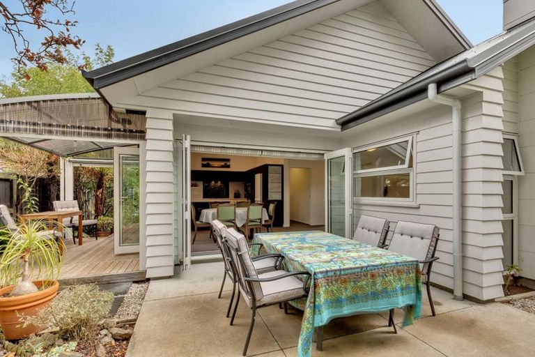 Photo of property in 466b College Street, Hokowhitu, Palmerston North, 4410