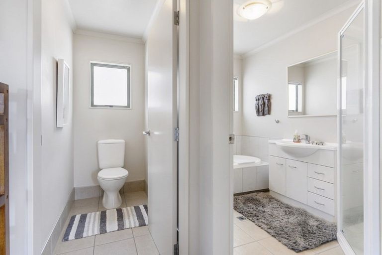 Photo of property in 117 Bruce Wallace Place, Whangamata, 3620