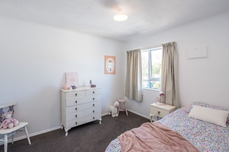 Photo of property in 115 Alexander Road, Raumati Beach, Paraparaumu, 5032