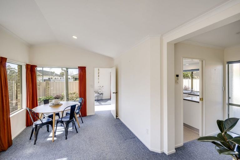 Photo of property in 3 Alderney Way, Taradale, Napier, 4112