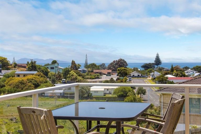 Photo of property in 14 Tohora View, Waihi Beach, 3611