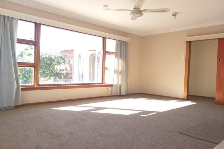 Photo of property in 16 Shearer Avenue, Papanui, Christchurch, 8052