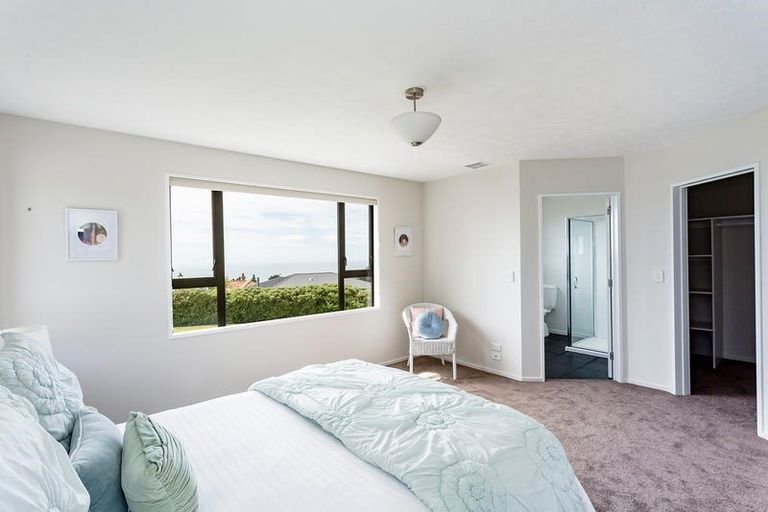 Photo of property in 8 Highgrove, Saint Clair, Dunedin, 9012