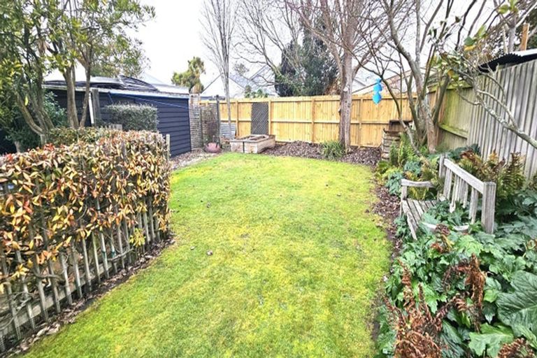 Photo of property in 43 Hartley Street, Foxton Beach, Foxton, 4815