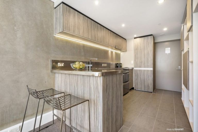 Photo of property in Canvas Apartments, 8/307 Willis Street, Te Aro, Wellington, 6011