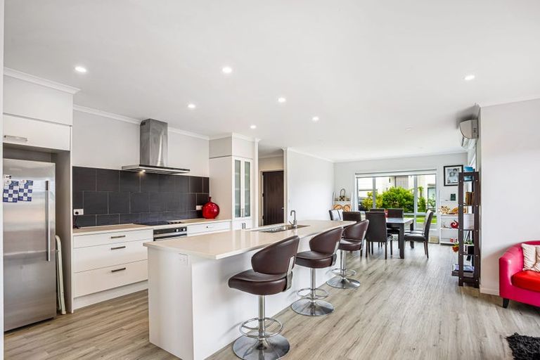 Photo of property in 28 Nellie Drive, Kumeu, 0810