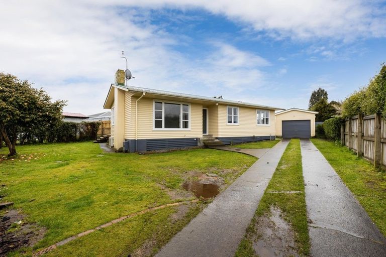 Photo of property in 66a Cloten Road, Stratford, 4332