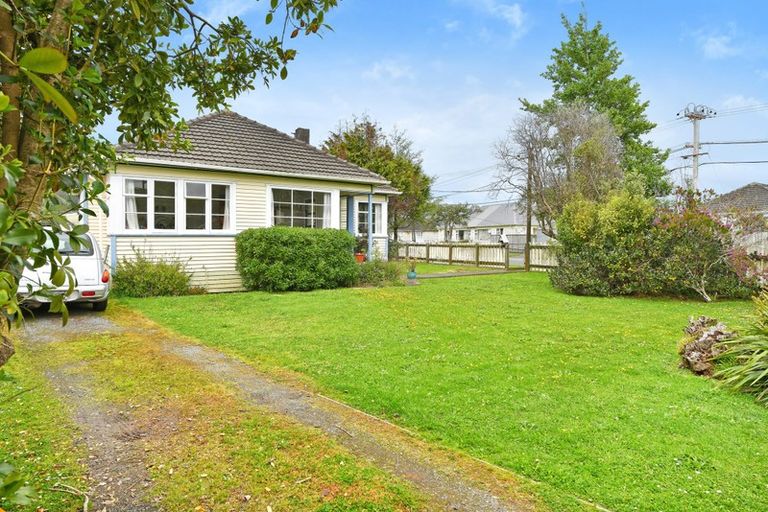Photo of property in 22 Macky Street, Taita, Lower Hutt, 5011