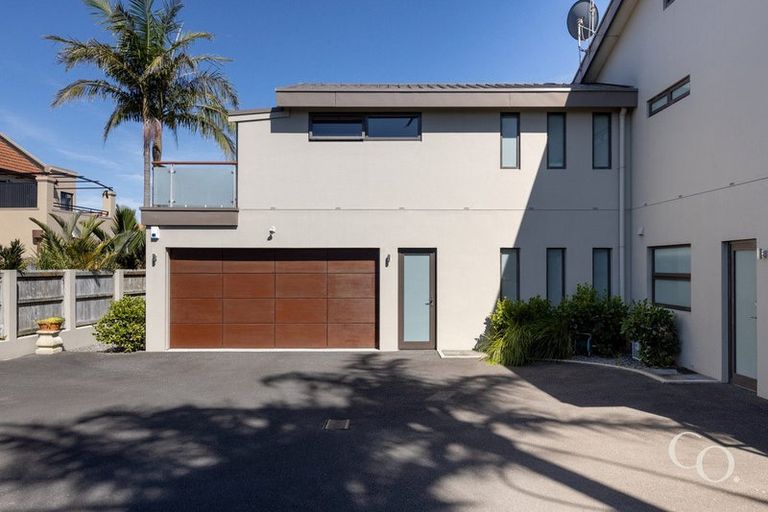 Photo of property in 1/98 Harbour Drive, Otumoetai, Tauranga, 3110